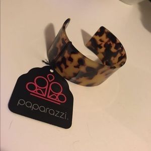 Paparazzi tortoise acrylic bracelet